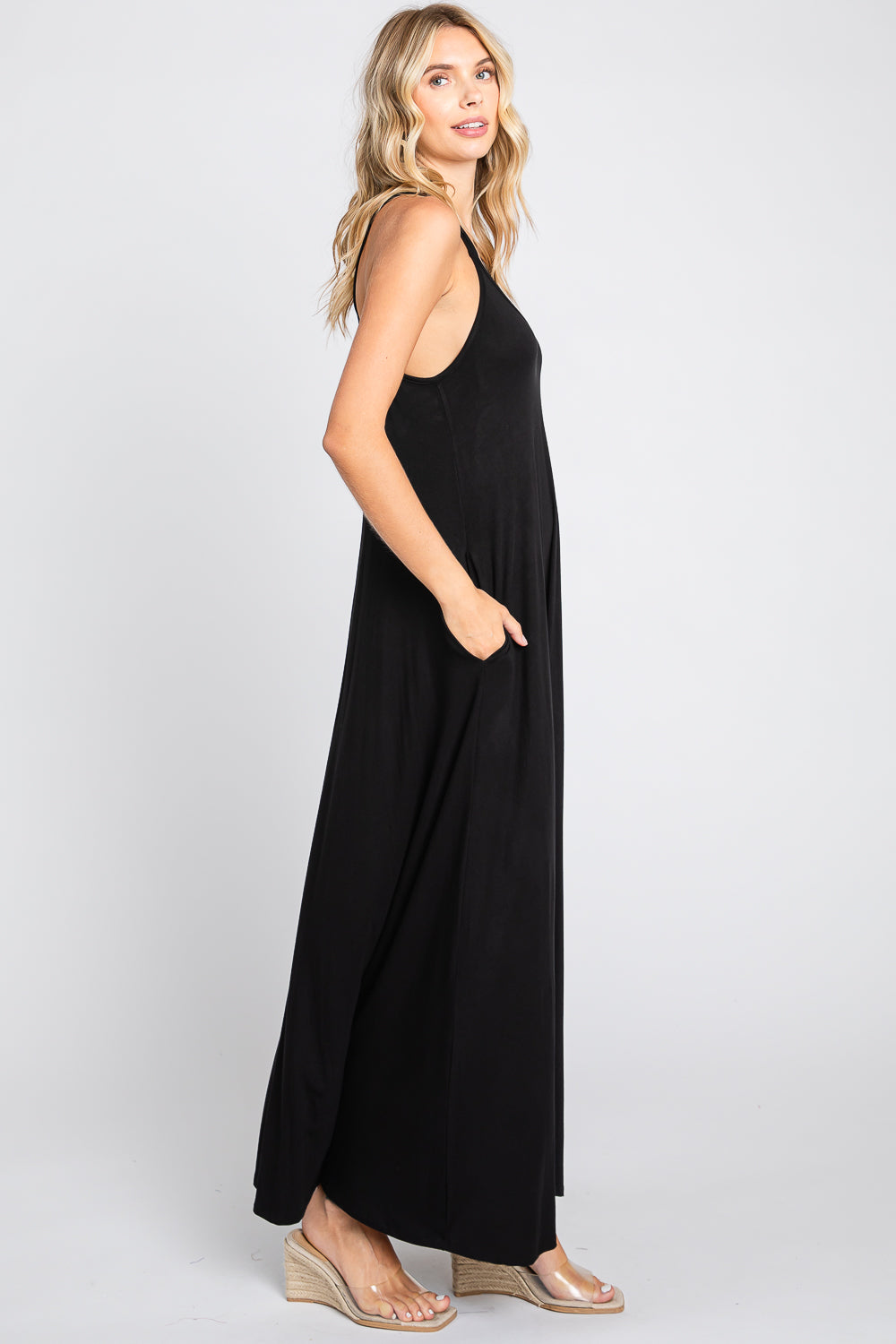 Black maxi dress with pockets online