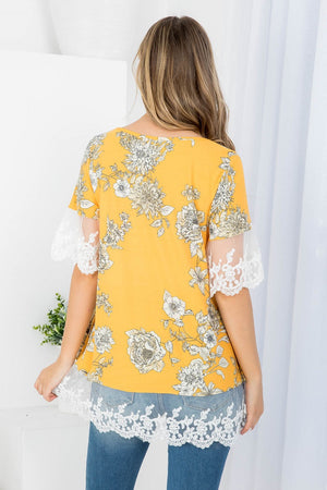 Short sleeve with lace trim round neck flower print top