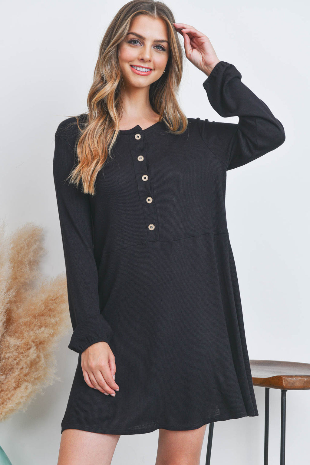 Long sleeve button thermal black dress