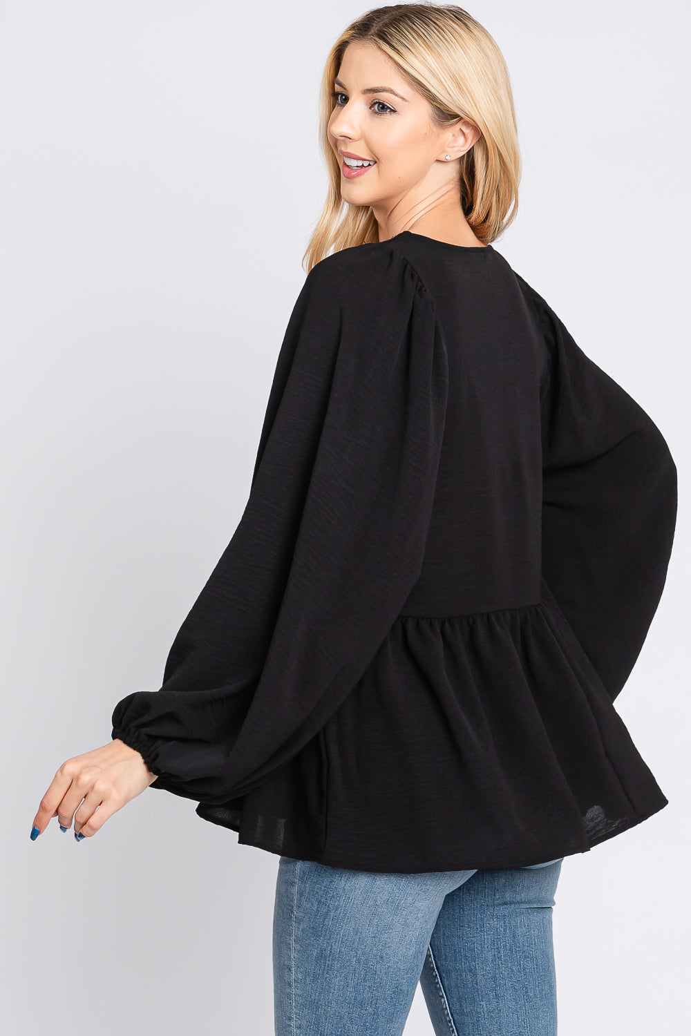 Bubble long sleeve v neck black blouse