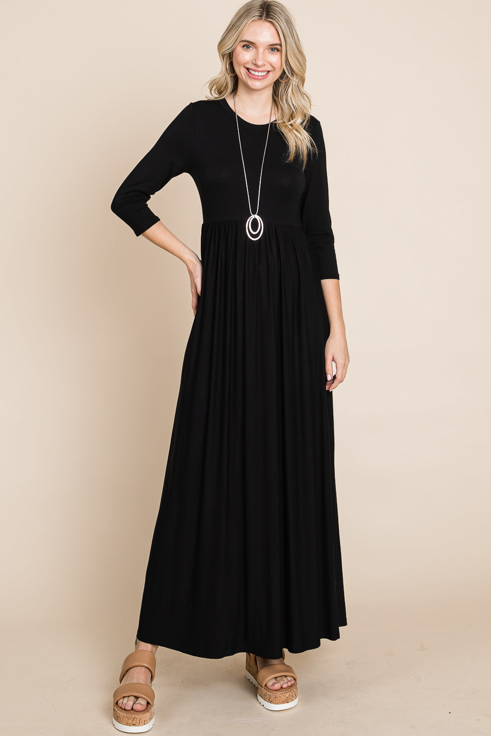 Scoop neck elastic waist maxi black dress