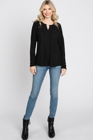 Long sleeve pocket hi low knit black top