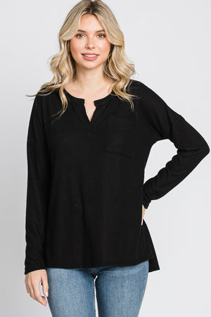 Long sleeve pocket hi low knit black top