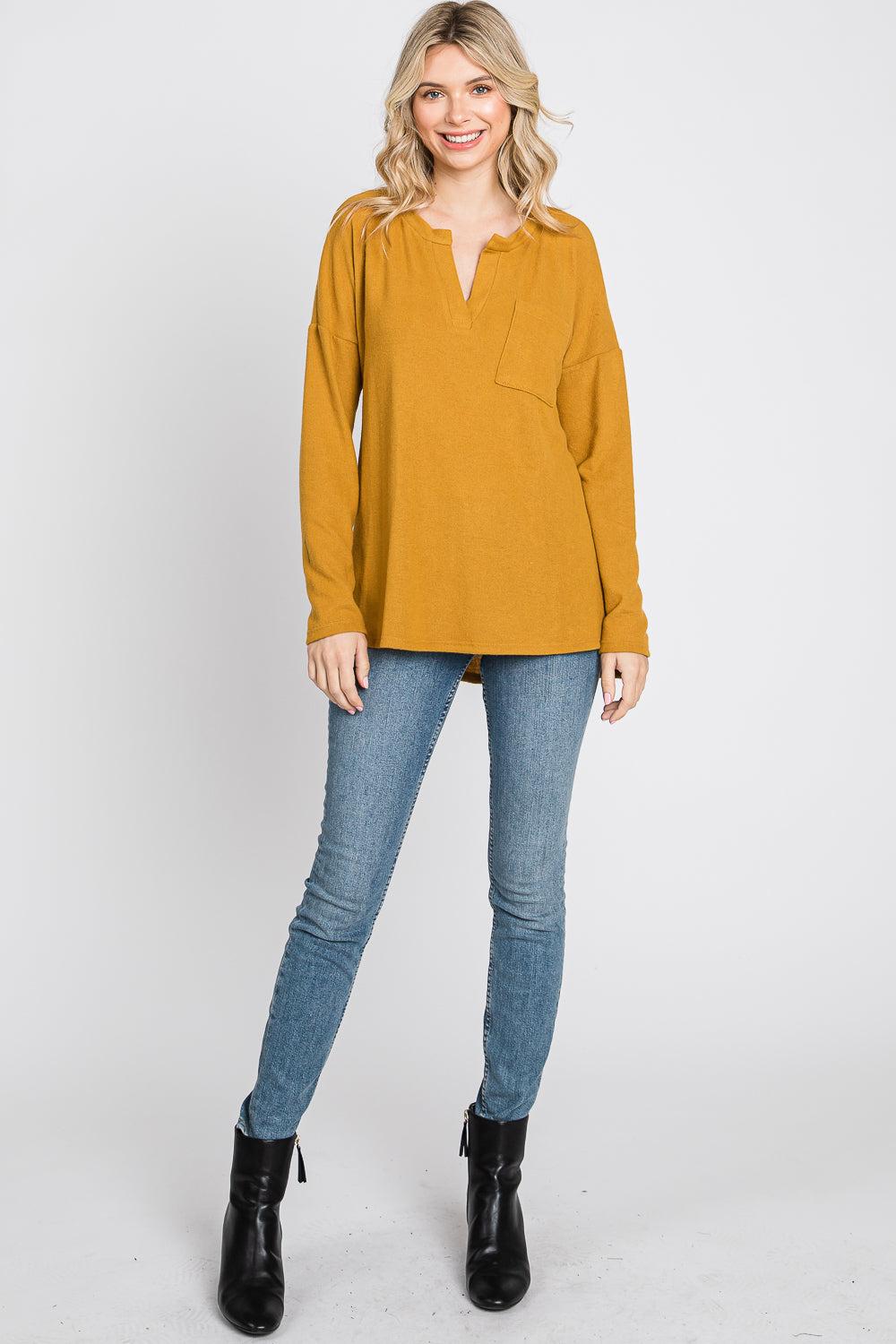 Long sleeve pocket hi low knit mustard top