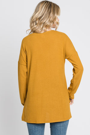 Long sleeve pocket hi low knit mustard top